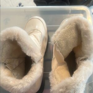 Easy Street Cream Fur-Lined Boots